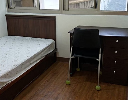 ~仲介勿擾~民生東路龍江路口*大採光通風套房* - Image 1