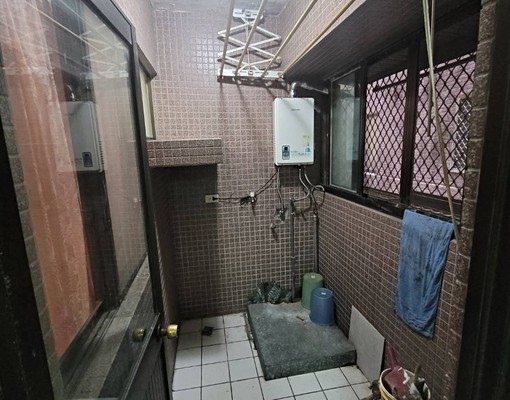 名門鄉園3房兩廳兩衛三陽台三樓近新光田特 - Image 3