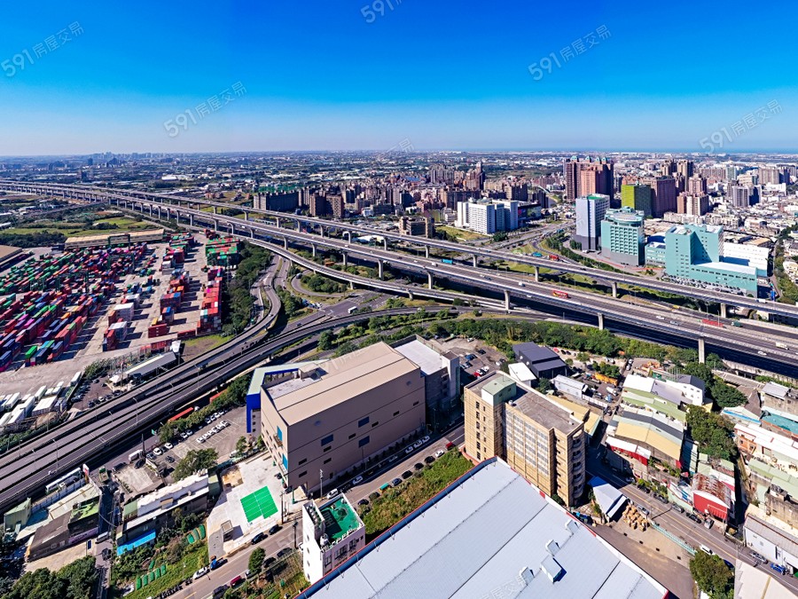 葛里法銀駒環境圖