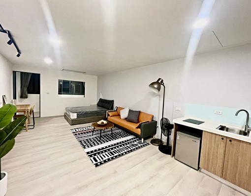 中壢全新裝潢台電計價超大套房/獨立洗衣機/流理臺 - Image 1