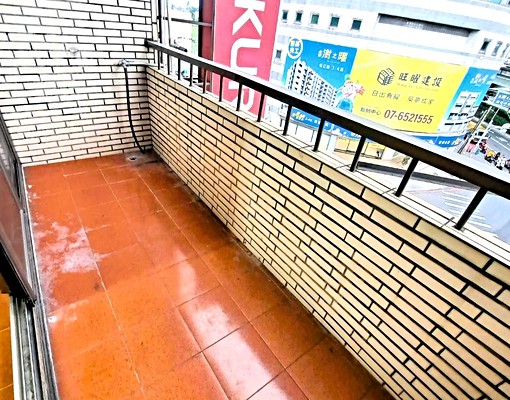 九曲堂陽台套房★近高屏大橋/舊鐵橋 - Image 7