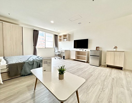 歐富🏅走路SOGO🏆短租1個月✅押金一個月可補助.報稅 - Image 2