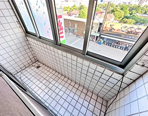 小洪精選-可寵電梯💜陽台💜流理臺💜採光通風 - Image 11