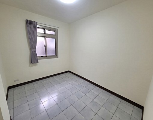 安康路二段舒適溫馨4房2廳2衛/前後陽台 - Image 11