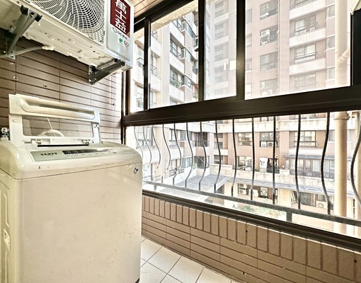 水鋼琴2房💖下樓夜市鬧中取靜面中庭 - Image 13