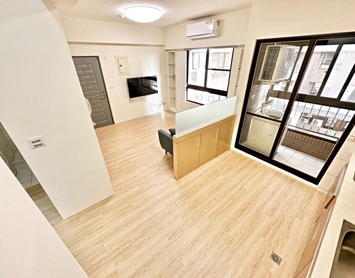 水鋼琴2房💖下樓夜市鬧中取靜面中庭 - Image 2