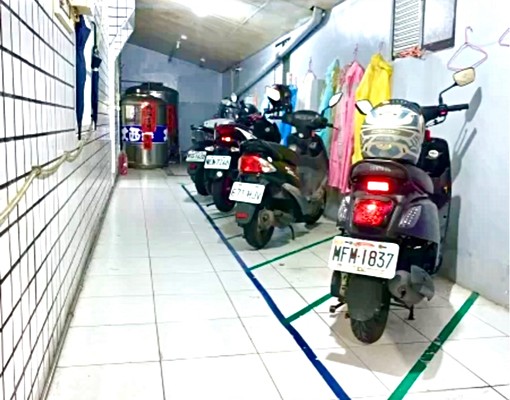 鼎山家樂福低樓層二樓邊間都有開窗!可租屋補助 - Image 13