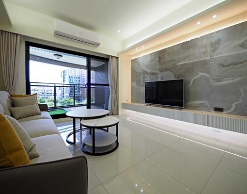 【公園首排美景】博愛vs高鐵三房+平車 - Image 1