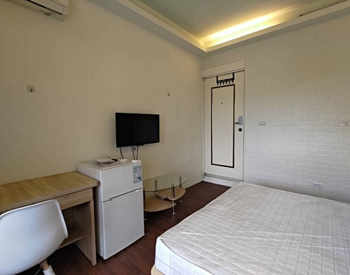 楠梓火車站雙人套房(有獨立陽台及洗衣機) - Image 6