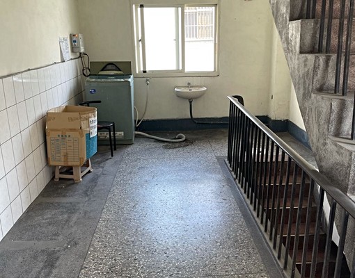 稀有落地窗陽台套房請詳閱介紹再來電 - Image 6