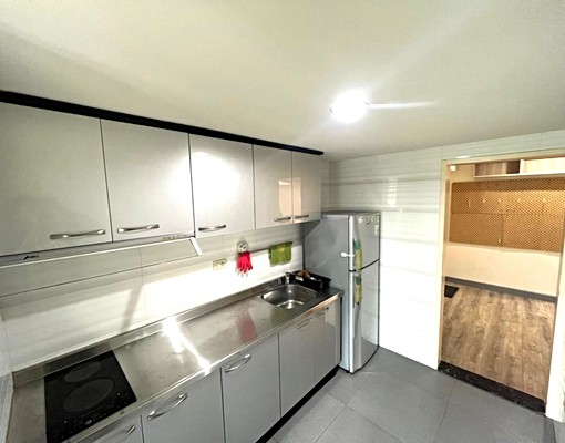 中和捷運站旁2房新裝潢,大陽台曬被兼烤肉 - Image 9