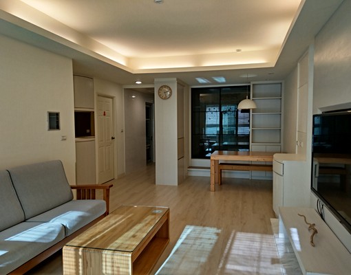 近園區2+1房,溫馨裝潢,附平面車位與機車位 - Image 1