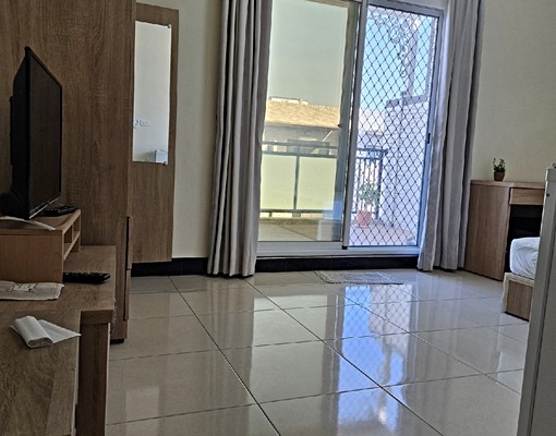 市中心經典套房鬧中取靜 - Image 2