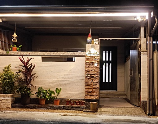 可租補一樓含車位整層近鳳山88交流道麥當勞 - Image 1