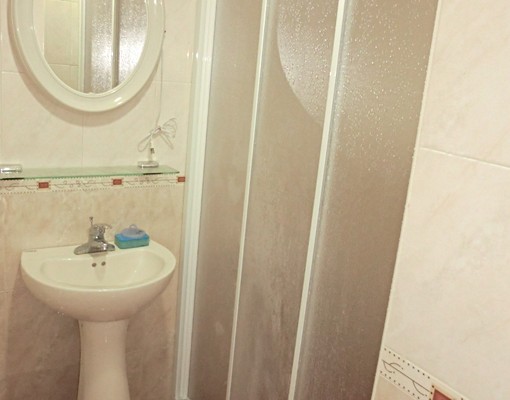 半分鐘到市區單身雅房寧靜舒適生活交通便利 - Image 12