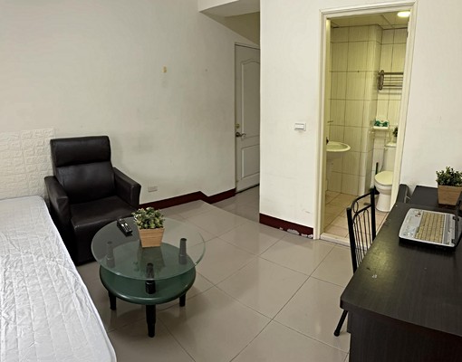 建興路錢櫃旁電梯套房7000 - Image 5