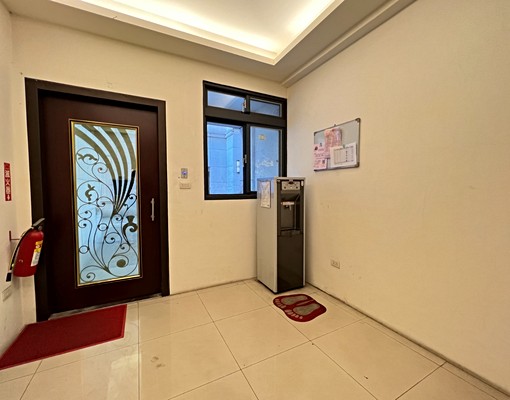 室內機車位～電梯套房～獨陽獨洗～12h警衛 - Image 7