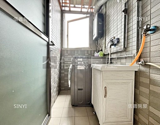 南加州樓中樓景觀房,百萬裝潢含嵌入式烤箱/家電 - Image 7