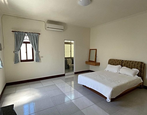 恆春85度c後面大空間明亮套房 - Image 1