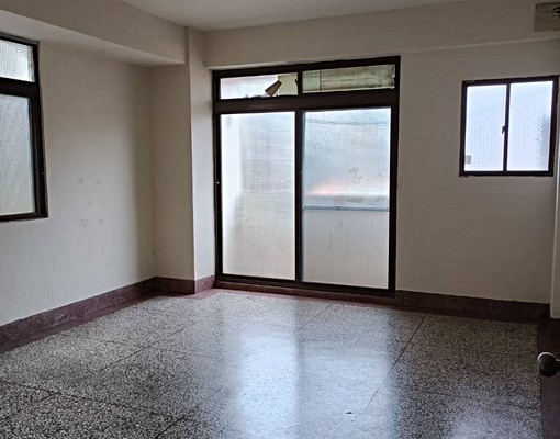 整層住家2房空屋 - Image 3