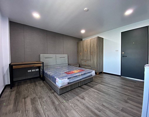 全新裝潢獨立套房(來看就愛上) - Image 1