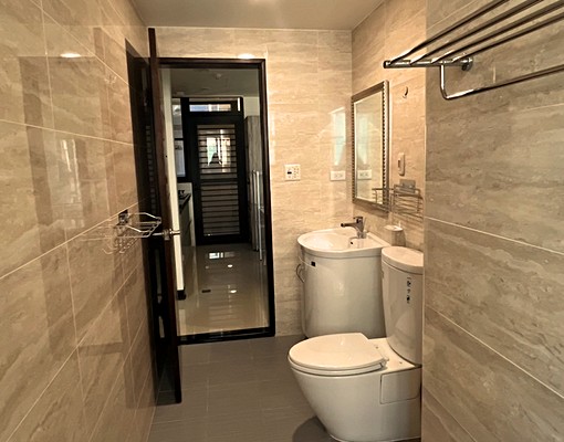 縣府旁|2房平面車位|附傢俱家電廚具 - Image 7