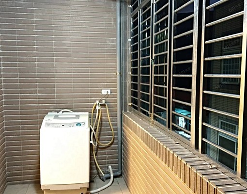 三重國小1房1廳大陽台4F低電費 - Image 4