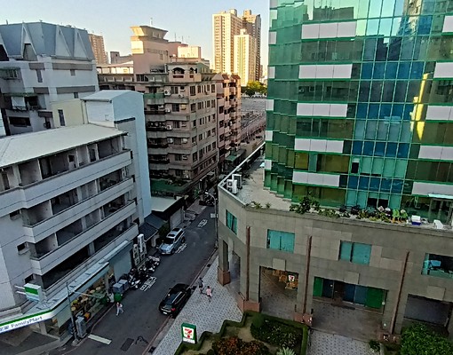 捷運市政府站、新光三越大遠百商圈 - Image 13