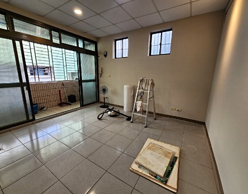 三猿廣場新埔站300米新裝潢_香港浩基 - Image 1