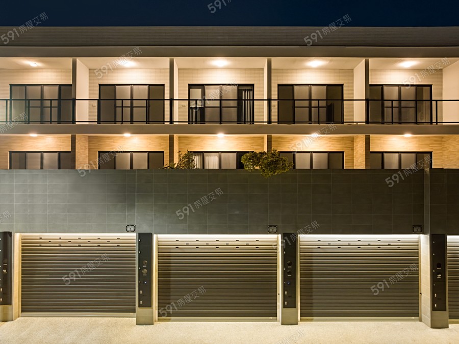 青日朗朗實景圖