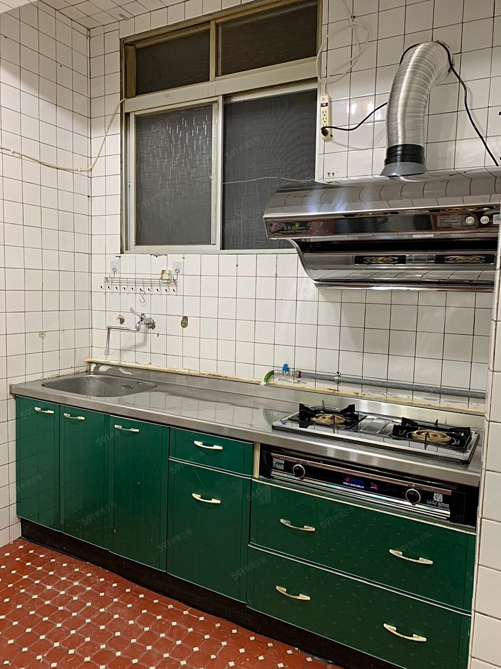 抽油煙機. 瓦斯爐~莊頭北