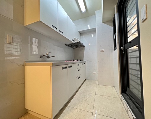 電梯台水台電【屋況極新】東興路vs大墩十四街正採光2房雙陽台 - Image 6