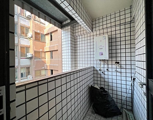 電梯台水台電【屋況極新】東興路vs大墩十四街正採光2房雙陽台 - Image 5