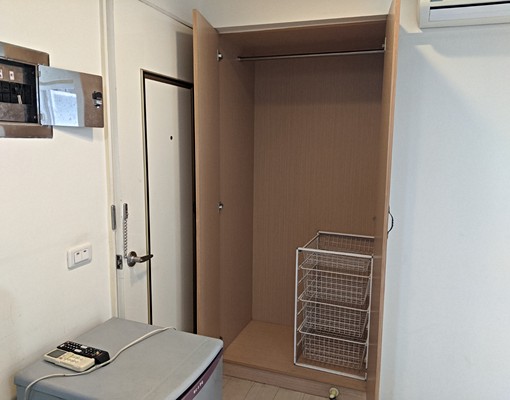 藝文區寬敞明亮套房獨立筒床(女) - Image 7