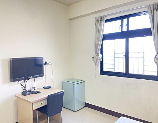 醒吾雅築女性專用溫馨套房2C - Image 1