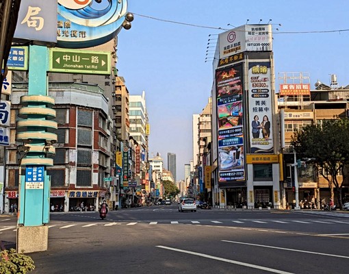 六合夜市/近捷運/摩登套房/免服務費 - Image 7