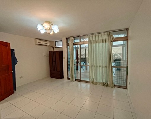 大自然《稀有社區透天1~4樓車庫可雙車 - 591租屋網 - Image 8