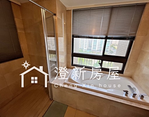 高鐵特區。大坪數三房平車。可寵 - Image 13