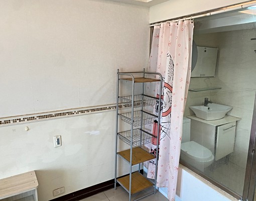 近高雄車站,獨洗獨曬包水費電梯套房 - Image 6