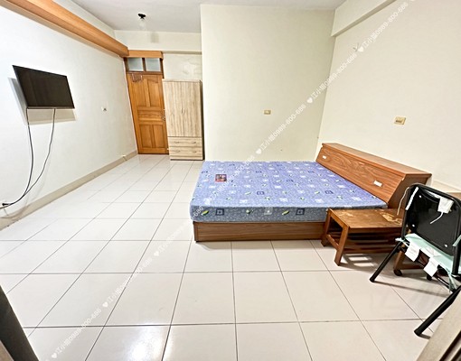 藝文中心蛋黃區獨立洗衣機大套房.靜巷內 - Image 4