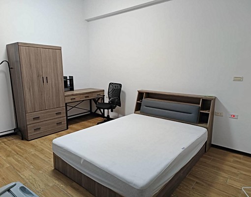 南科LM電套(1F大陽台&共用廚房) - Image 2