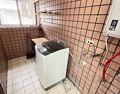 太原車站.太原路.精武路.車位可停休旅 - Image 9