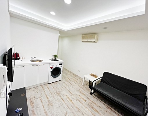 月租>聯網50吋大TV+浴室暖機+洗脫烘滾桶洗衣1房1廳1衛 - Image 2
