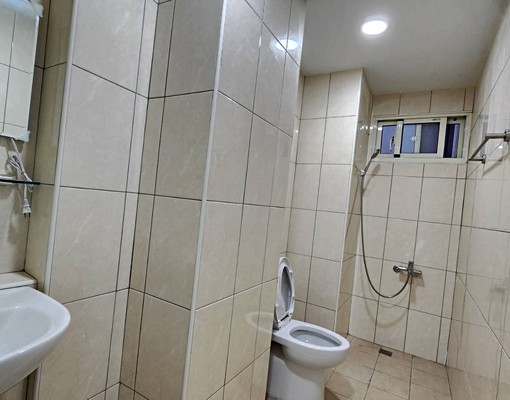 市中心區學區單人暨雙人套房出租 - Image 4