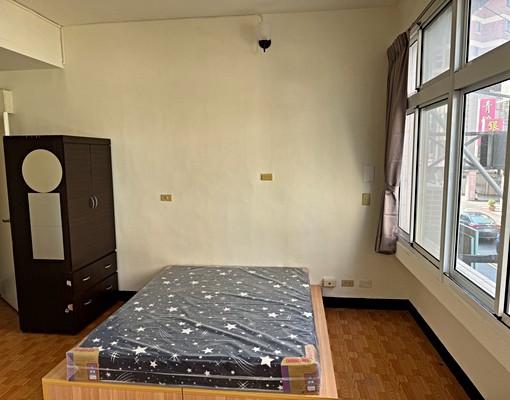 近成大、後甲夢時代裕農路套房出租 - Image 2