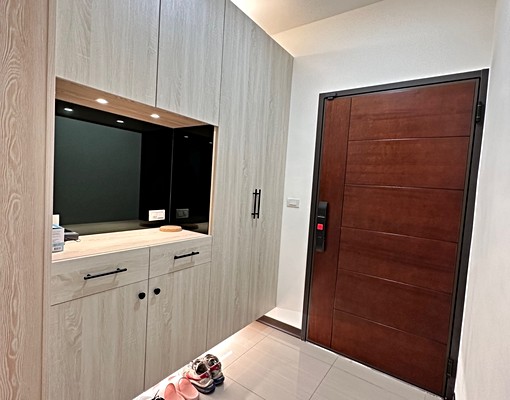 中路特區~超美裝潢3房~含車位/搶先預約看房~ - Image 6