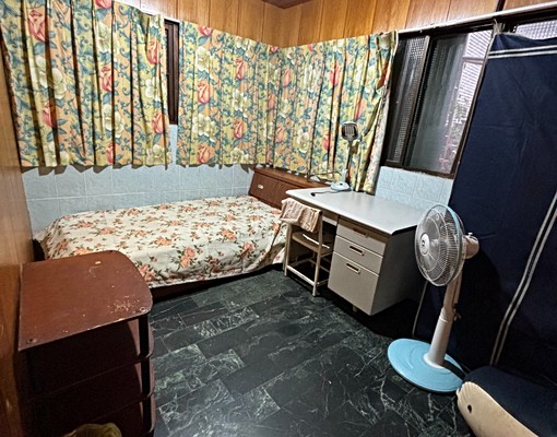 中正紀念堂高樓採光舒適雅房 - Image 1