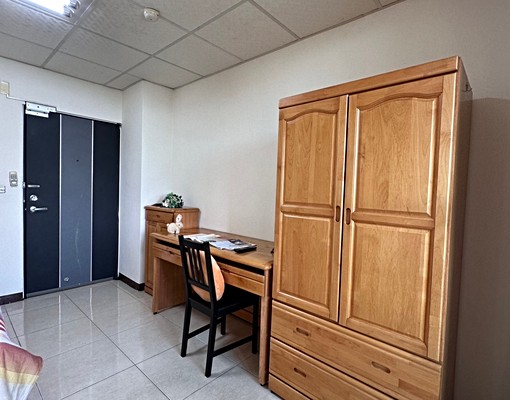 《翰林苑》朝陽修平亞大~陽台電梯套房 - Image 4