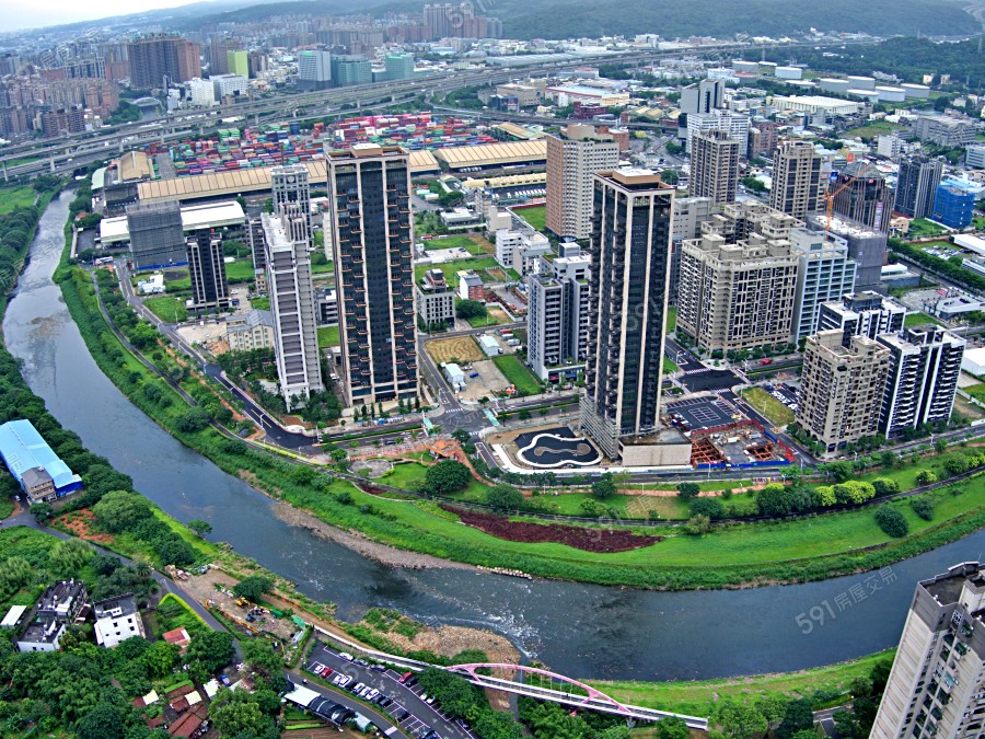 中悦松花園封面圖