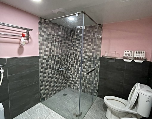 近瑞豐夜市、明亮1+1房1廳1衛 - Image 3